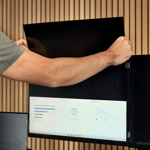 Computersloten, privacyfilters en voedingsbescherming voor computerapparatuur