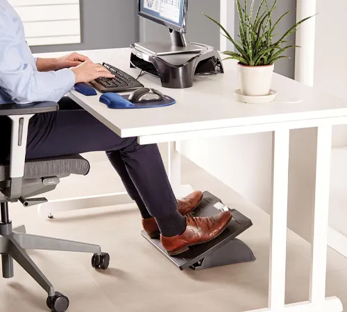 Voetensteun bureau voor ergonomisch zitten