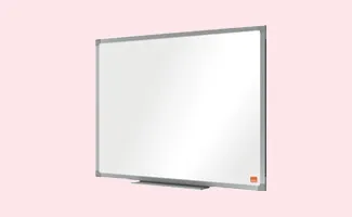Whiteboard voor het uitwerken van ideeën en plannen tijdens teamoverleggen

