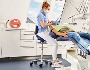 Zadelkruk voor ergonomisch zitten op werk of praktijk