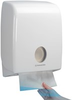 Handdoek Scott Essential Z-vouw 1-laags 20x31,8cm 15x240stuks wit 6669-3