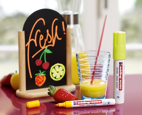 Edding krijtmarker e-4090 schuine punt etui van 4 stuks: zwart, rood, blauw en lichtgroen-3