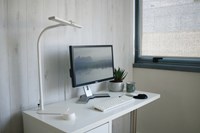 Bureaulamp Unilux Strata base led wit-4