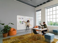 Whiteboardwand 392x198cm met ronde hoeken Visuwall emaillelaag in wit