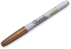 pipoos - SHARPIE MARKERS NERGENS ZO VOORDELIG! Sharpie markers zijn nog  steeds top favoriet! Sharpies zijn permanent markers die je op heel veel  materialen kunt gebruiken! De stiften zijn lichtecht, waterbestendig,  sneldrogend