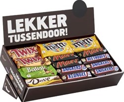 Candy box met Mars Snickers Twix M&M Balisto Dove