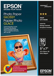 C13S042545 EPSON FOTOPAPIER 13X18cm sheet white 200gr glossy