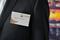 Badge Opus 2 met speld 92x58mm-1