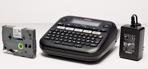 Labelmaker Brother PT-D210VP desktop met QWERTY-toetsenbord zwart-2