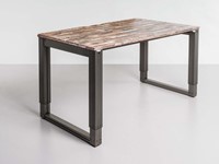 Industrieel bureau Quad-O-2