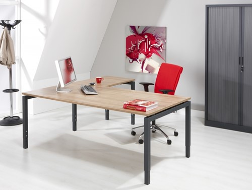 Hoekbureau 180x160cm met rechte hoek Quad4