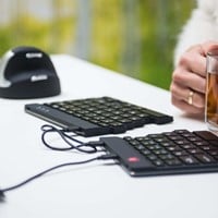 Gesplitst toetsenbord R-GO AZERTY FR zwart bedraad-2