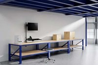 Neomounts-DS90-325BL1-monitor-arm-en-toetsenbord