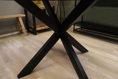 ronde-tafel-visgraat-hout