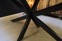 visgraat-tafel-ovaal-spinpoot-versailles