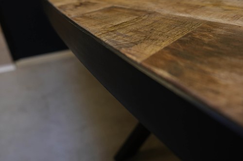 visgraat-tafel-ovaal-versailles
